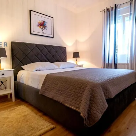 Villa Crowonder Tonka With Heated Swimming Pool *