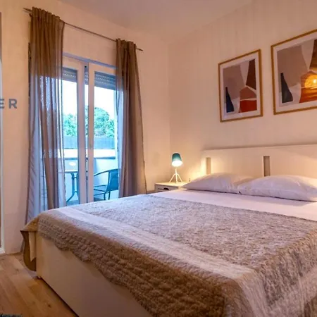 Crowonder Tonka With Heated Swimming Pool Villa