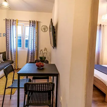 Crowonder Tonka With Heated Swimming Pool * Bibinje