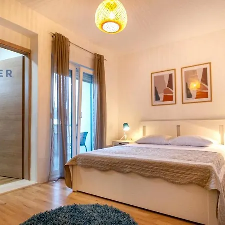 Crowonder Tonka With Heated Swimming Pool * Bibinje
