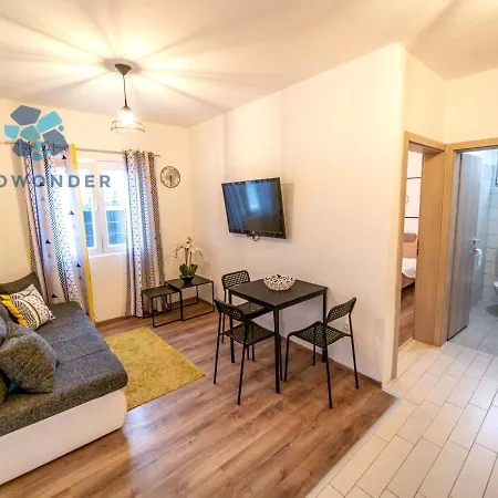 Villa Crowonder Tonka With Heated Swimming Pool